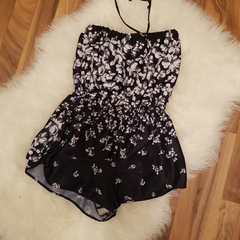 Black&White Romper